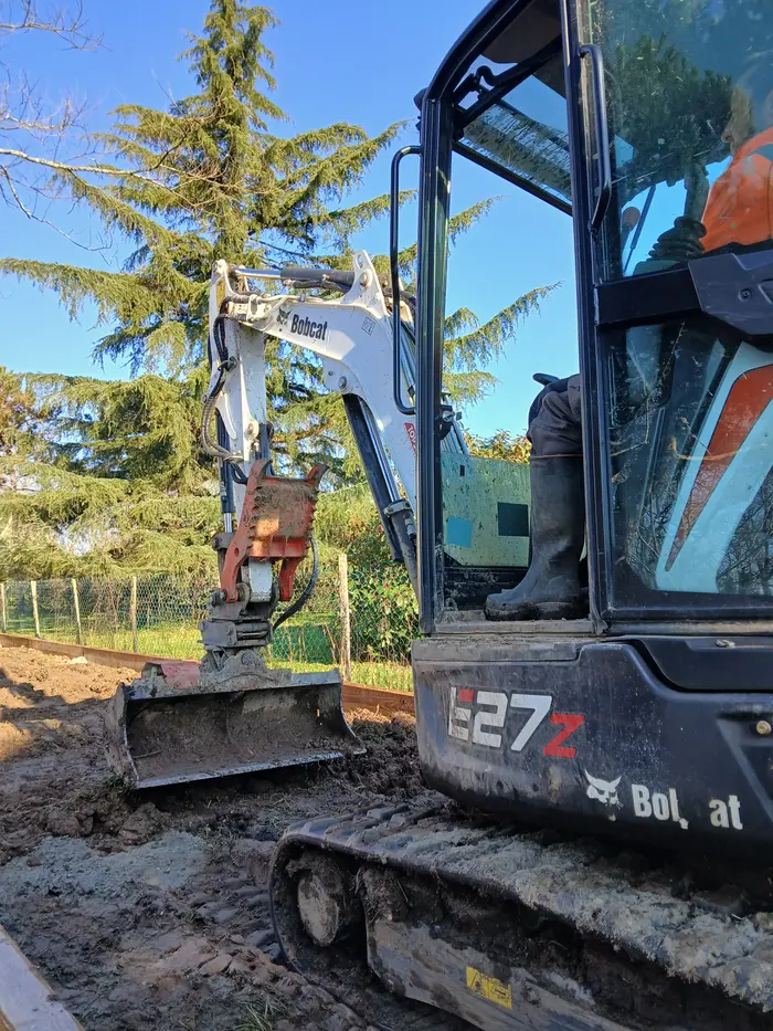 Chantier de terrassement par LGB Paysage près de Bordeaux (4)