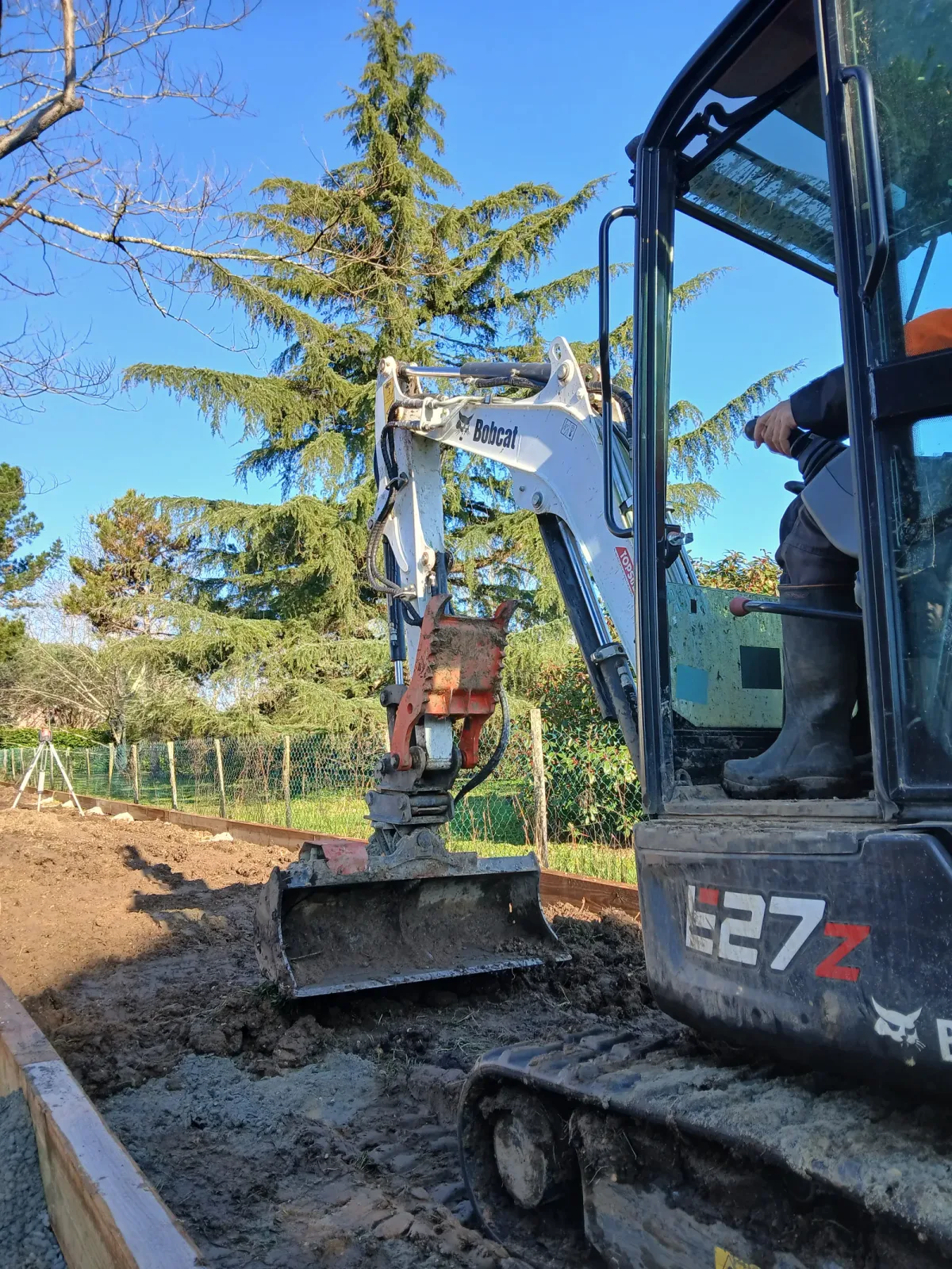 Chantier de terrassement par LGB Paysage près de Bordeaux (6)
